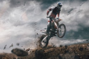 欧冠半决赛：米兰首回合主场3比1取胜 次回合死守两球领先成功晋级