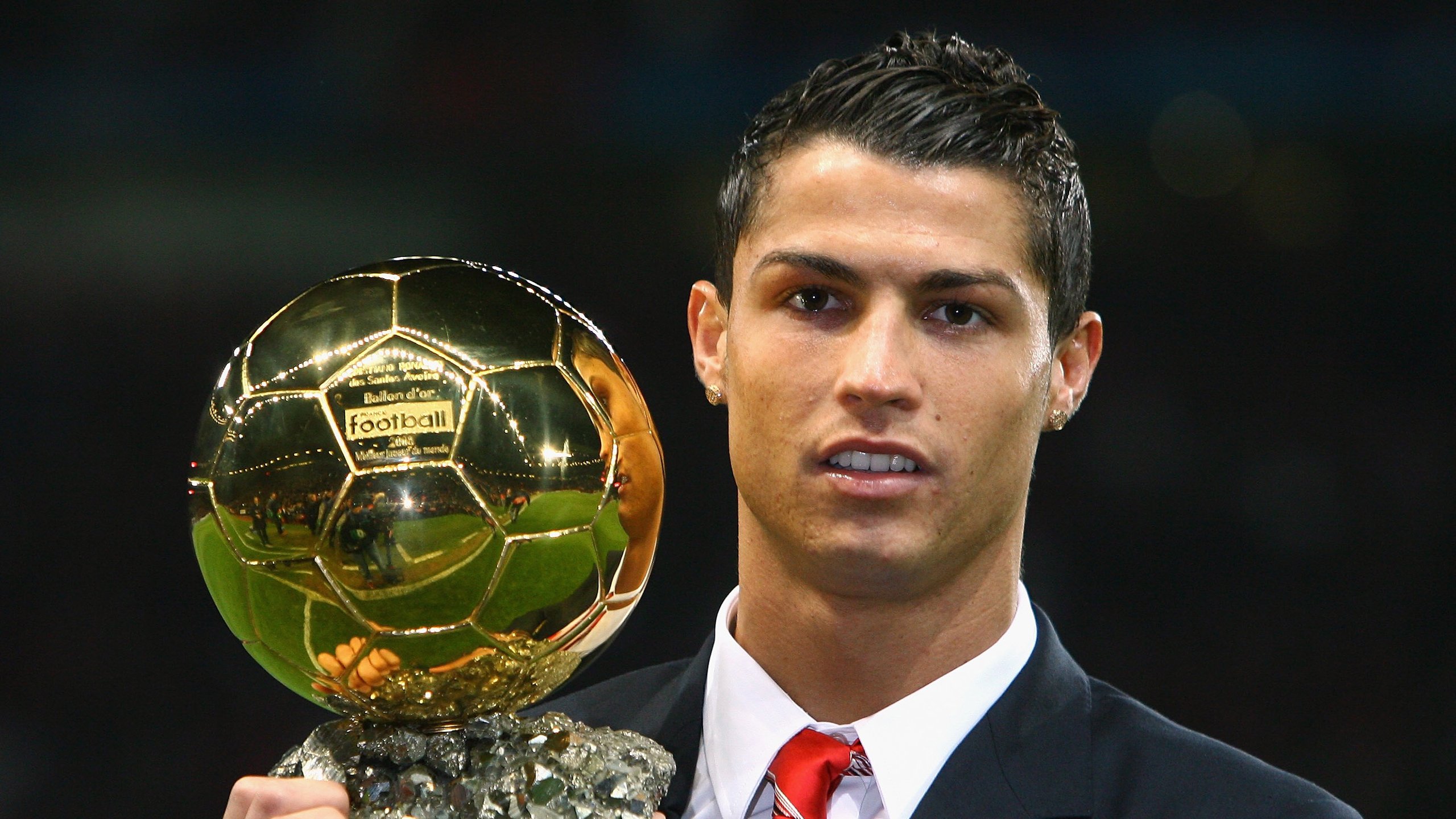 德甲“莱茵德比” 科隆主场大胜勒沃库森 保级队爆冷击退争冠队